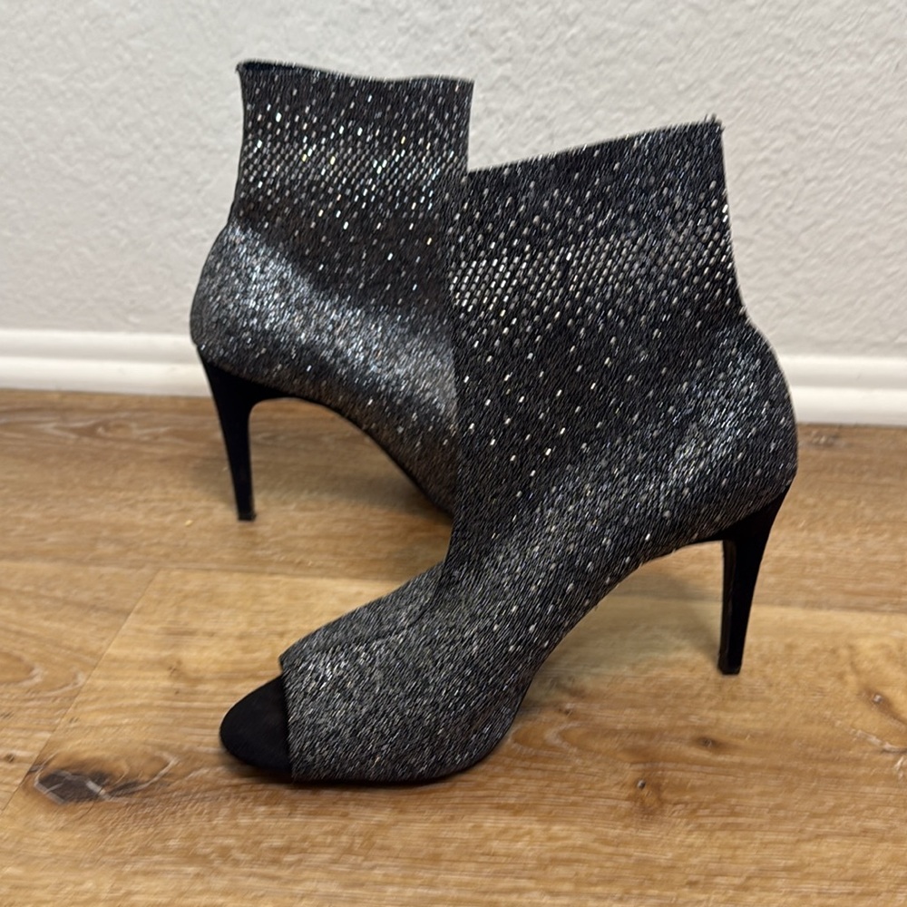 Elegant Black Glitter Ankle Boots